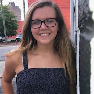 Meet your Posher, Katie